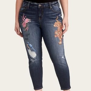 TORRID girlfriend jean vitange stretch dark wash